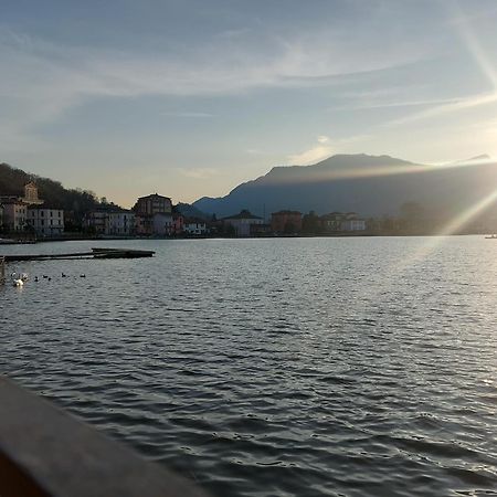 Rifugio Sul Lago Di Lugano A Porto Ceresio Exterior photo